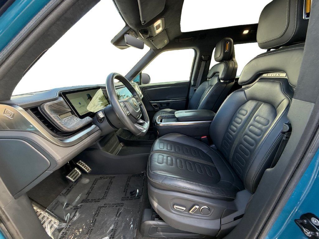 Used 2022 Rivian R1S Launch Edition Quad AWD/4WD image 9