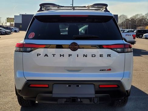 New 2026 Nissan Pathfinder Rock Creek w/ Rock Creek Premium Package AWD/4WD image 7