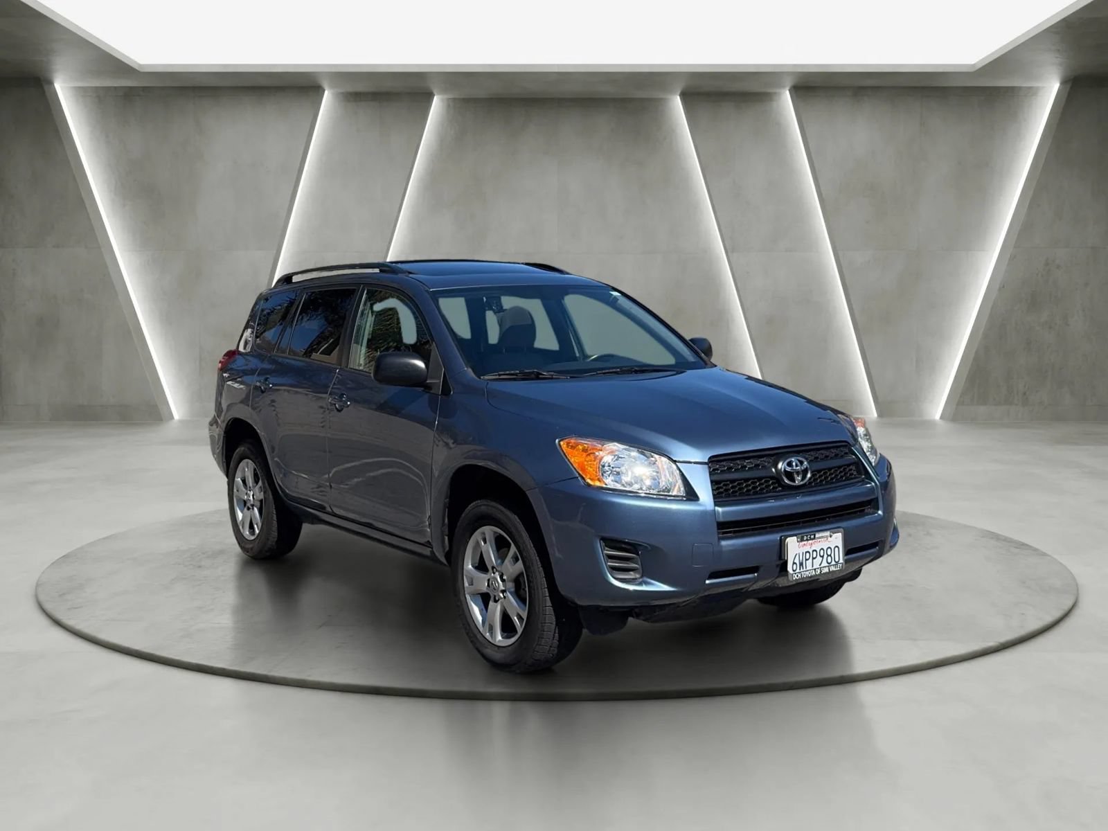 Used 2012 Toyota RAV4 FWD w/ Upgrade Value Pkg image 10