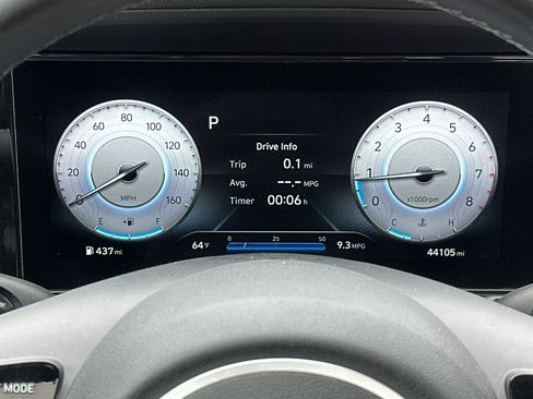 Used 2021 Hyundai Elantra Limited image 24