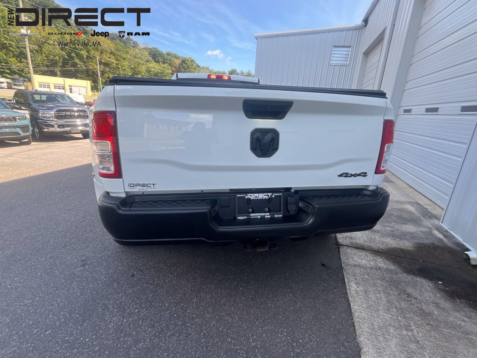 Used 2024 RAM 3500 Tradesman w/ Convenience Group AWD/4WD image 6