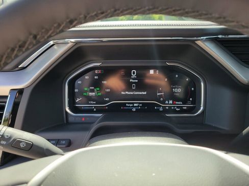 New 2025 GMC Sierra 3500 Denali w/ Denali Reserve Package image 15