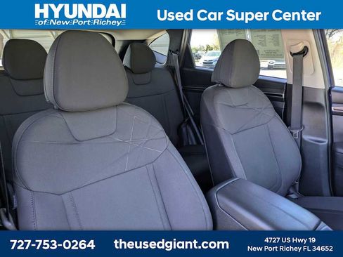 Certified 2024 Hyundai Tucson SE FWD image 6
