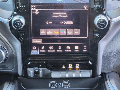 New 2026 RAM 1500 Big Horn AWD/4WD image 17