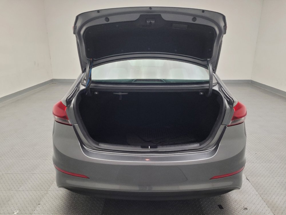 Used 2017 Hyundai Elantra SE w/ Cargo Package FWD image 29