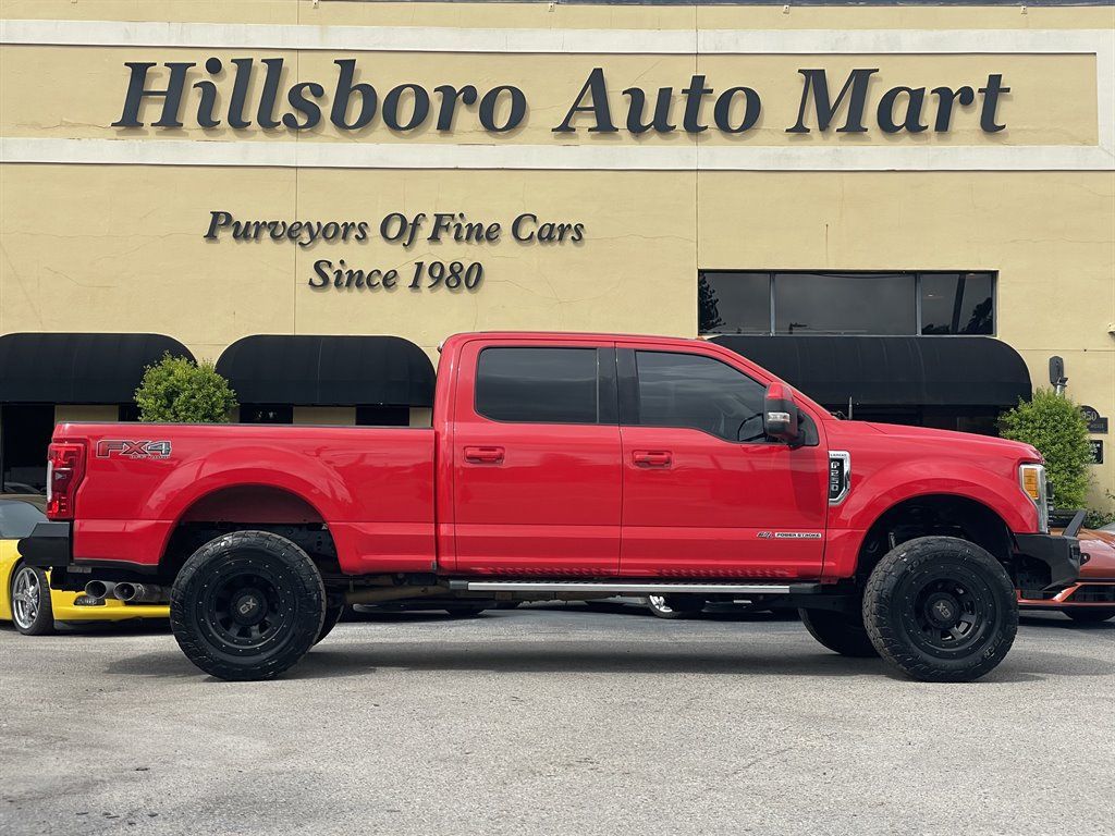 Used 2017 Ford F250 Lariat w/ Lariat Ultimate Package AWD/4WD image 4