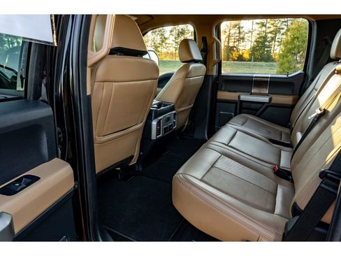 Used 2022 Ford F250 Lariat w/ Tremor Off-Road Package image 12