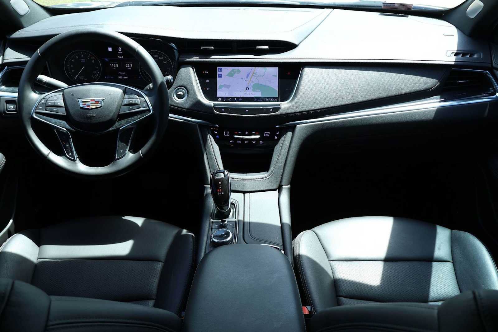 Used 2020 Cadillac XT5 Premium Luxury FWD image 10