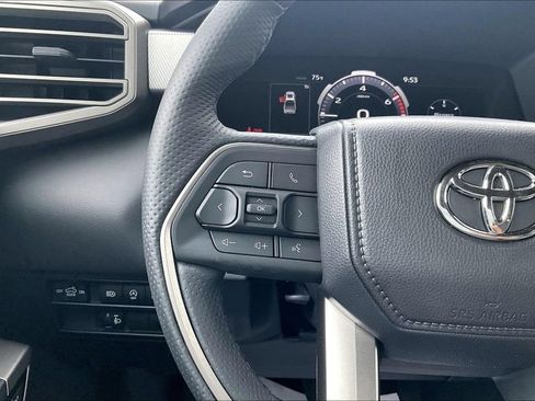 Used 2026 Toyota Tundra Limited AWD/4WD image 19