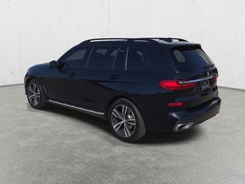 Used 2022 BMW X7 xDrive40i w/ M Sport Package AWD/4WD image 7