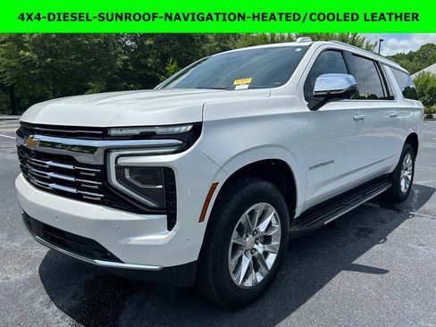Used 2025 Chevrolet Suburban Premier w/ Sun And Tow Package AWD/4WD image 1