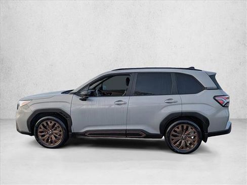 Used 2025 Subaru Forester Sport image 8