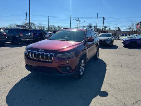 Used 2019 Jeep Cherokee Latitude Plus image 7