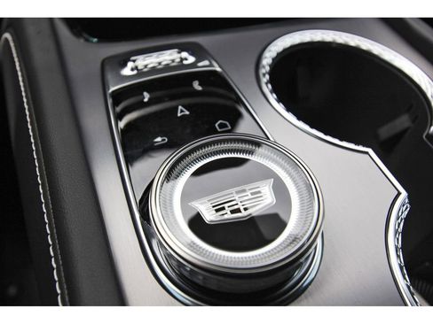 New 2026 Cadillac Vistiq Sport image 20