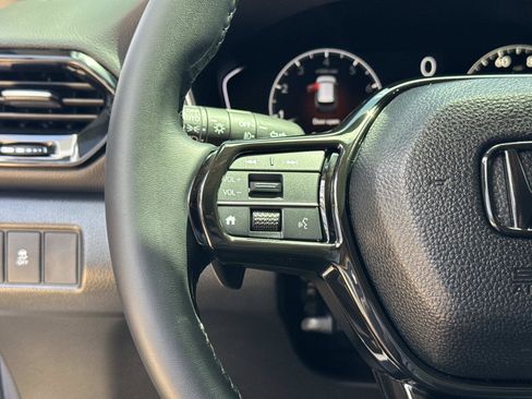 Used 2025 Honda Pilot Touring image 29