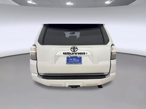 Used 2023 Toyota 4Runner SR5 Premium w/ Moonroof Package RWD image 10