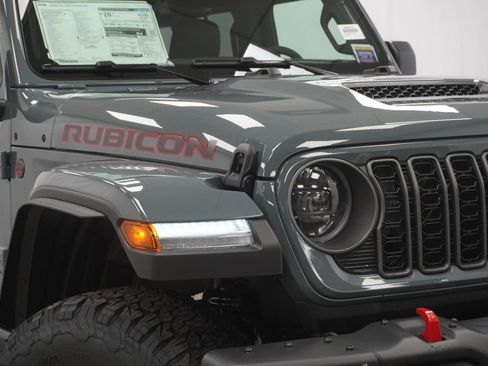 New 2026 Jeep Wrangler Unlimited Rubicon AWD/4WD image 5