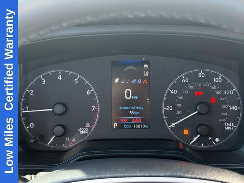 Used 2023 Toyota Corolla Cross LE FWD image 22