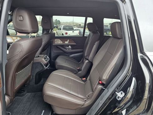 Used 2023 Mercedes-Benz GLS 450 4MATIC image 18