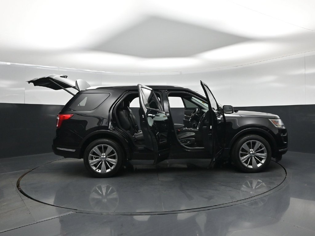 Used 2018 Ford Explorer Limited AWD/4WD image 4