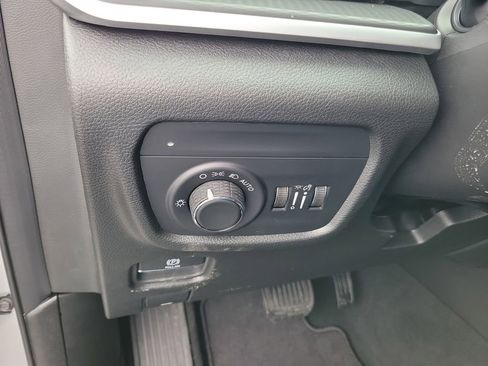 New 2026 Jeep Grand Cherokee L Laredo AWD/4WD image 11