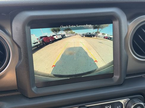 Used 2022 Jeep Wrangler Unlimited Sport S image 18