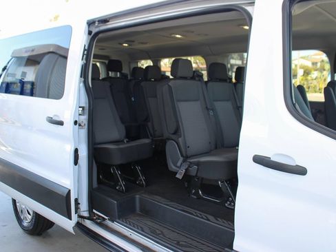 Used 2023 Ford Transit 350 XLT RWD image 23