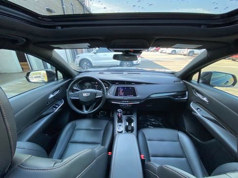Used 2023 Cadillac XT4 Sport w/ Cold Weather Package FWD image 21
