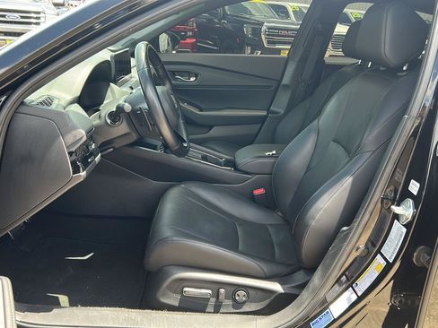 Used 2023 Honda Accord Sport image 7