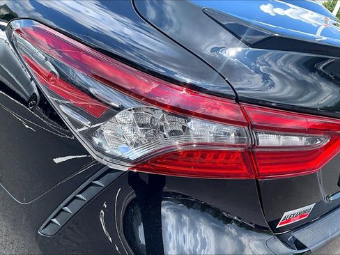 Used 2023 Toyota Camry XSE FWD image 27