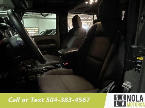 Used 2020 Jeep Wrangler Sport image 22