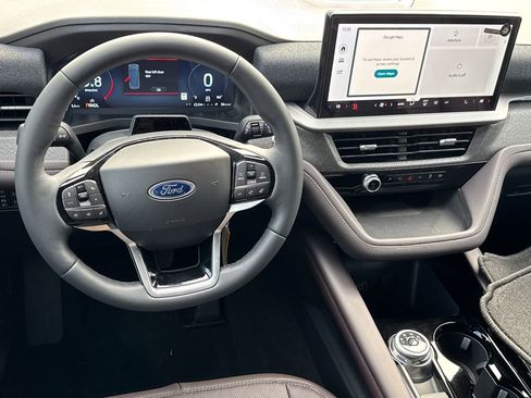 New 2026 Ford Explorer Platinum image 46