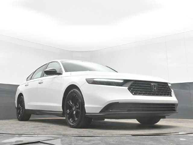 Certified 2025 Honda Accord SE image 41