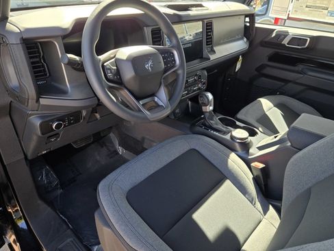 New 2026 Ford Bronco 2-Door AWD/4WD image 16