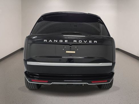Used 2024 Land Rover Range Rover Long Wheelbase Autobiography AWD/4WD image 6