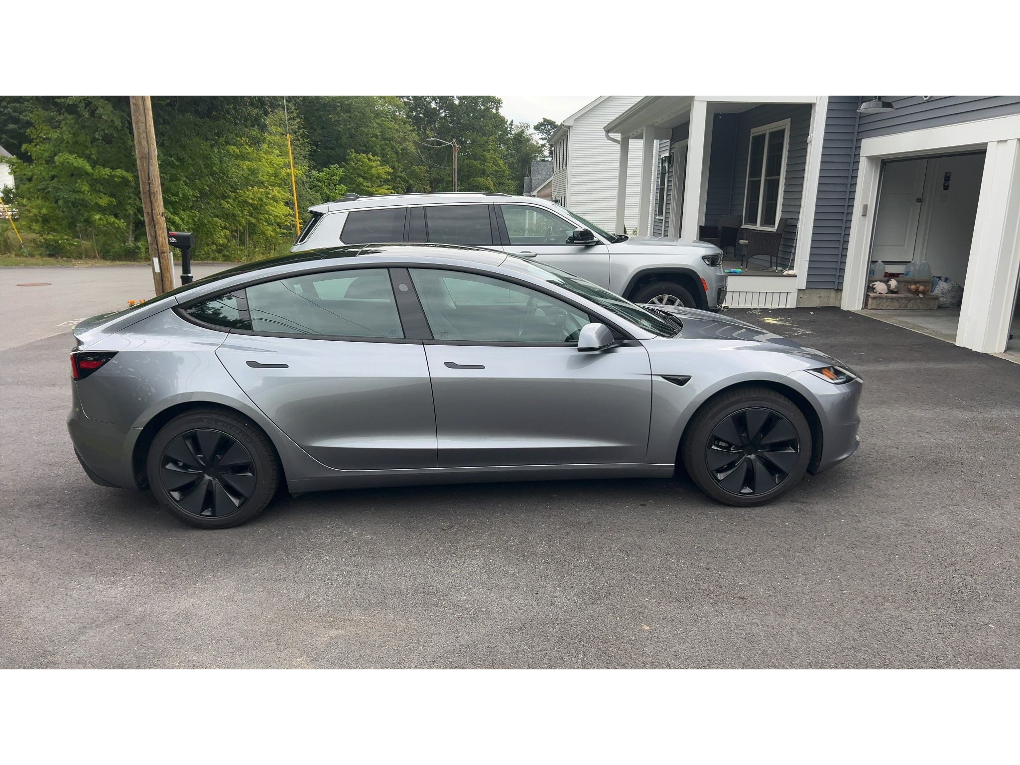 Used 2026 Tesla Model 3 RWD image 3