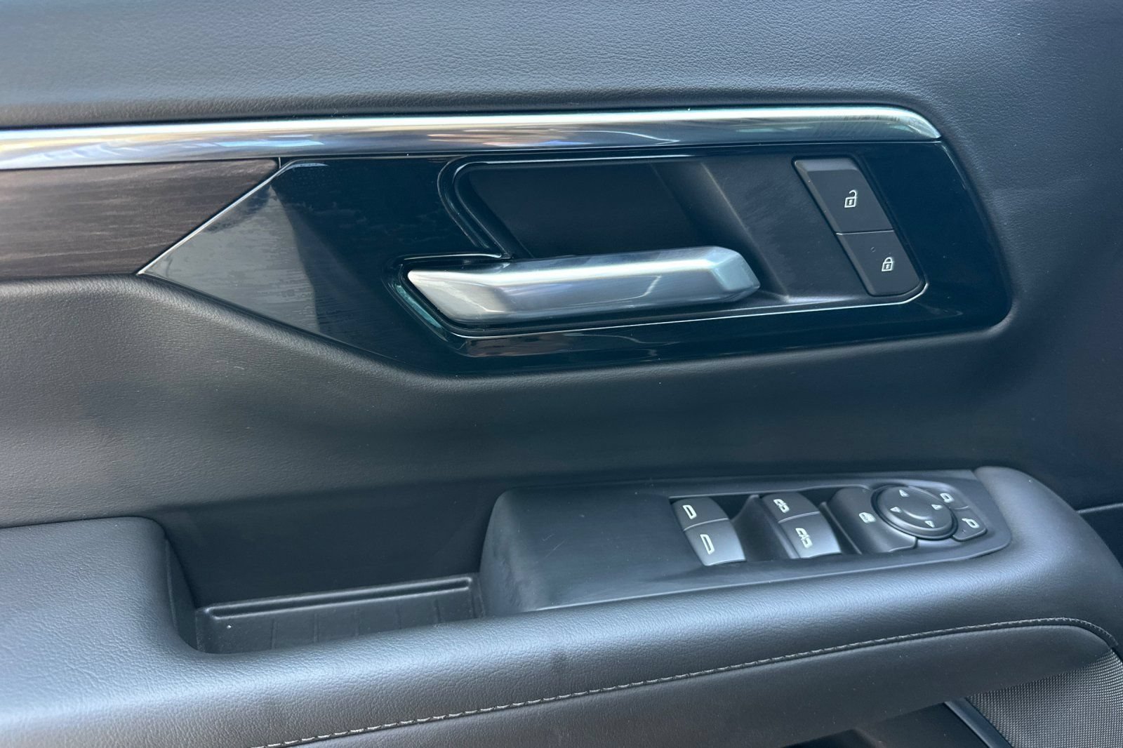 New 2026 Chevrolet Tahoe LS w/ LPO, Dark Essentials Package RWD image 11