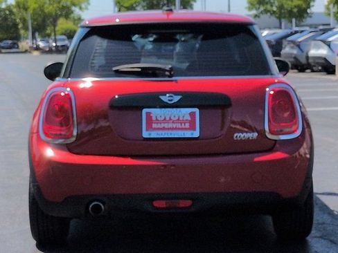 Used 2018 MINI Cooper 2-Door Hardtop FWD image 6