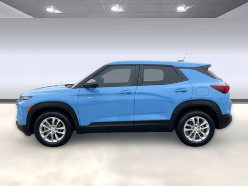 Certified 2024 Chevrolet TrailBlazer LS w/ LS Convenience Package image 2