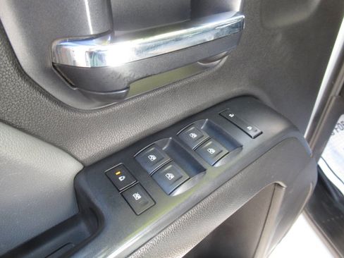 Used 2019 Chevrolet Silverado 3500 W/T AWD/4WD image 18