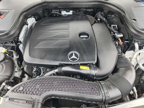 Used 2022 Mercedes-Benz GLC 300 GLC 300 image 31