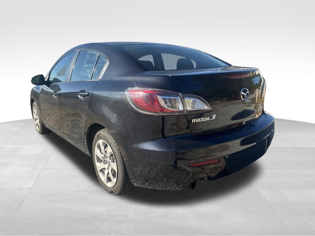 Used 2013 MAZDA MAZDA3 i SV FWD image 6