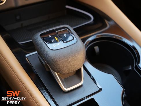 Used 2022 Nissan Rogue Platinum w/ Head-Up Display Package image 22