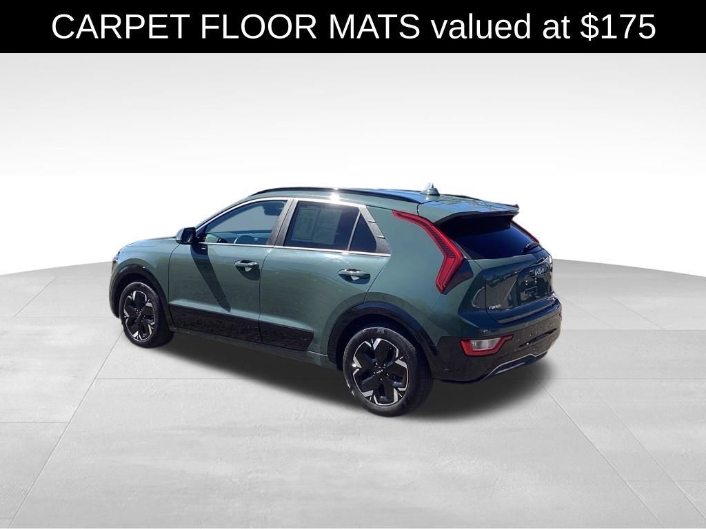 Used 2024 Kia Niro Wind w/ Wind Preserve Package FWD image 5