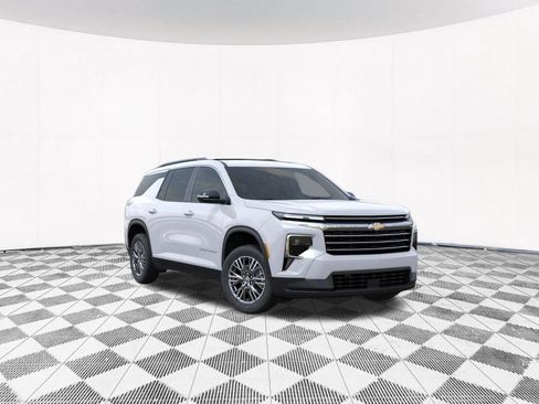 New 2026 Chevrolet Traverse LT AWD/4WD image 8