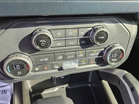 Used 2021 Ford Bronco First Edition image 19