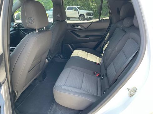 Used 2025 Chevrolet Equinox LT AWD/4WD image 18