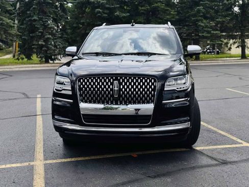 Used 2023 Lincoln Navigator Black Label AWD/4WD image 9