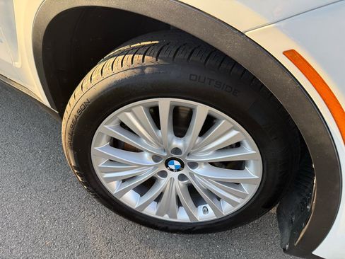 Used 2015 BMW X5 xDrive50i AWD/4WD image 48