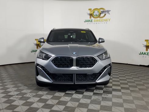 Certified 2025 BMW X2 xDrive28i w/ Premium Package image 2
